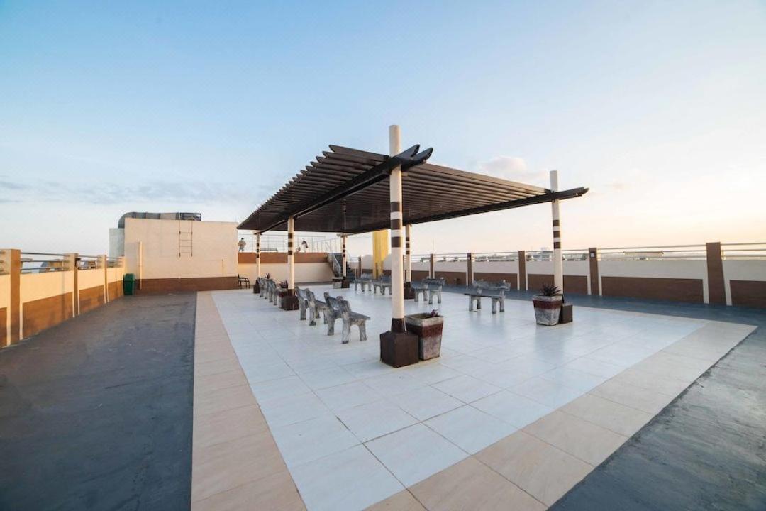 Cityland Tagaytay Taal Lake View City View Free Pool Parking Studios With Balcony Are City View Tagaytay City Buitenkant foto