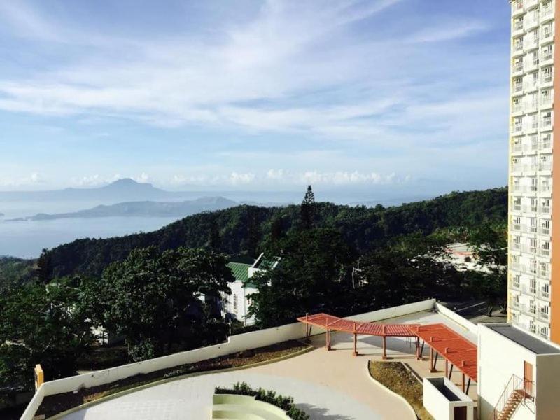 Cityland Tagaytay Taal Lake View City View Free Pool Parking Studios With Balcony Are City View Tagaytay City Buitenkant foto