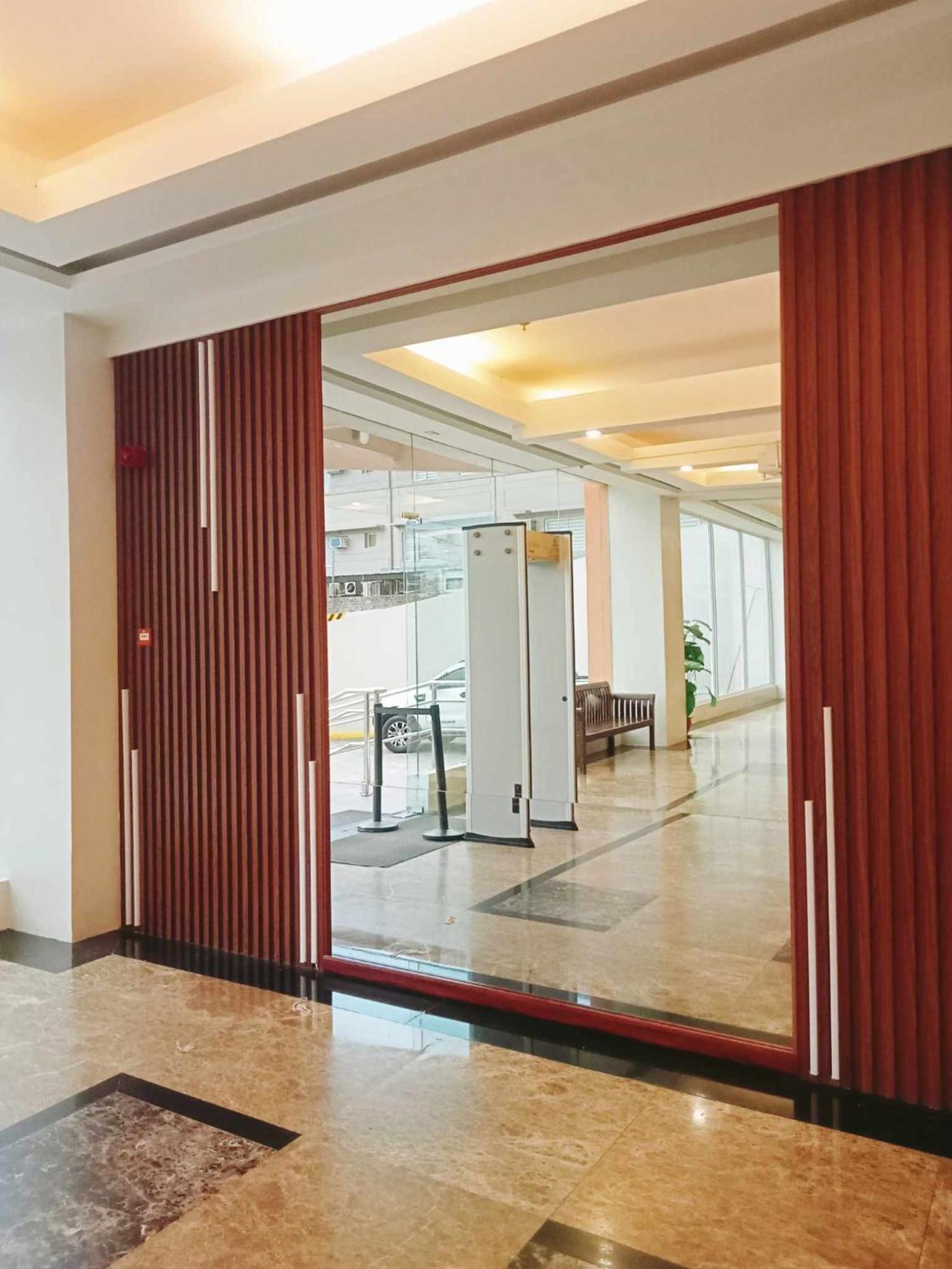 Cityland Tagaytay Taal Lake View City View Free Pool Parking Studios With Balcony Are City View Tagaytay City Buitenkant foto