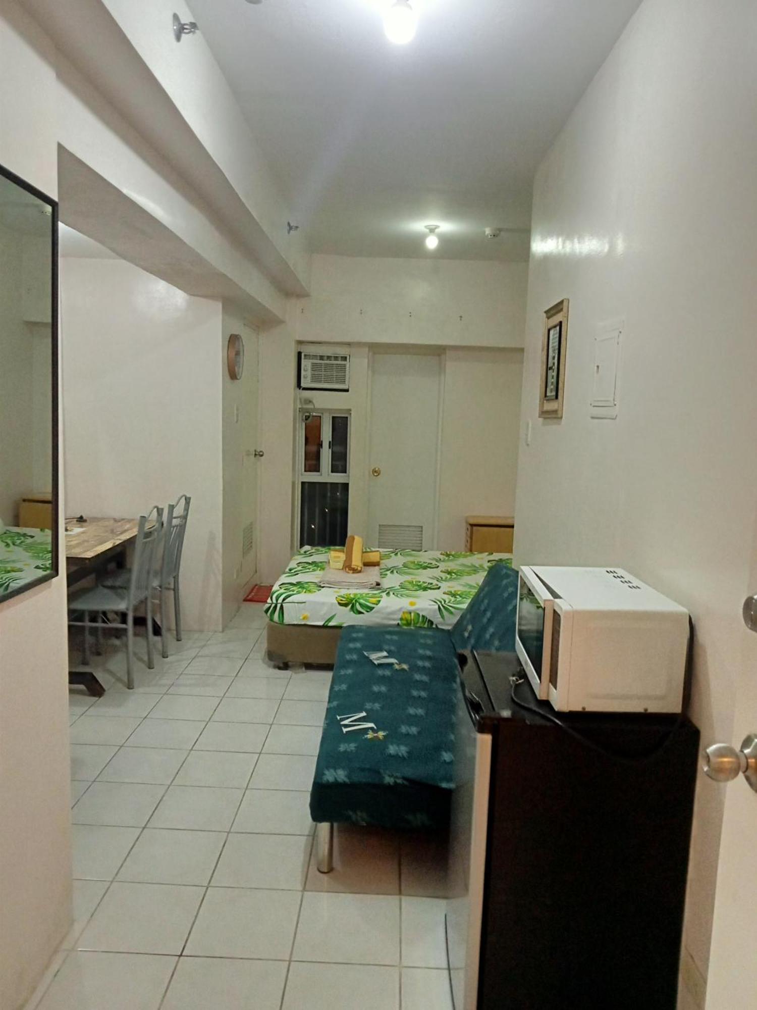 Cityland Tagaytay Taal Lake View City View Free Pool Parking Studios With Balcony Are City View Tagaytay City Kamer foto