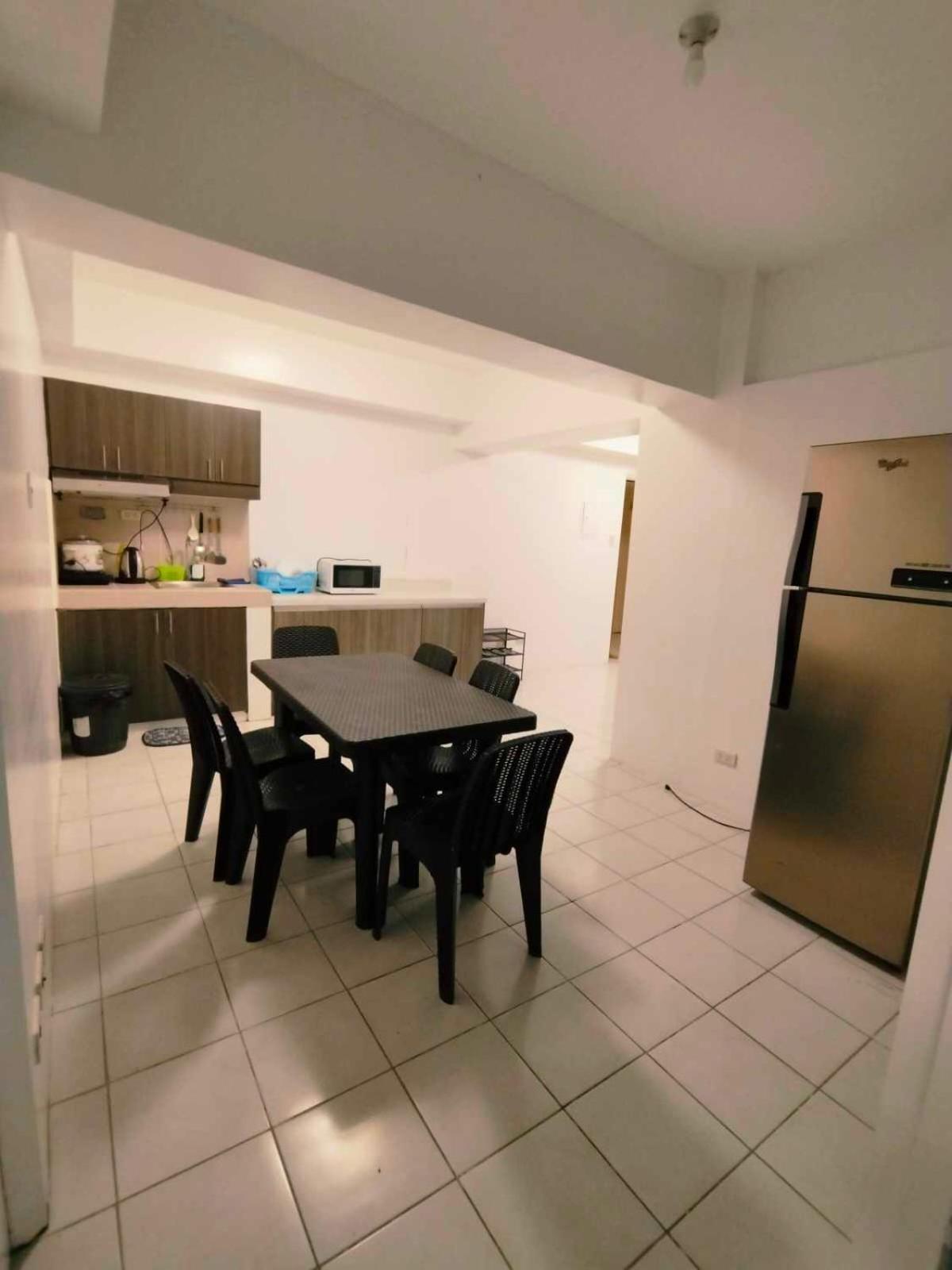 Cityland Tagaytay Taal Lake View City View Free Pool Parking Studios With Balcony Are City View Tagaytay City Buitenkant foto
